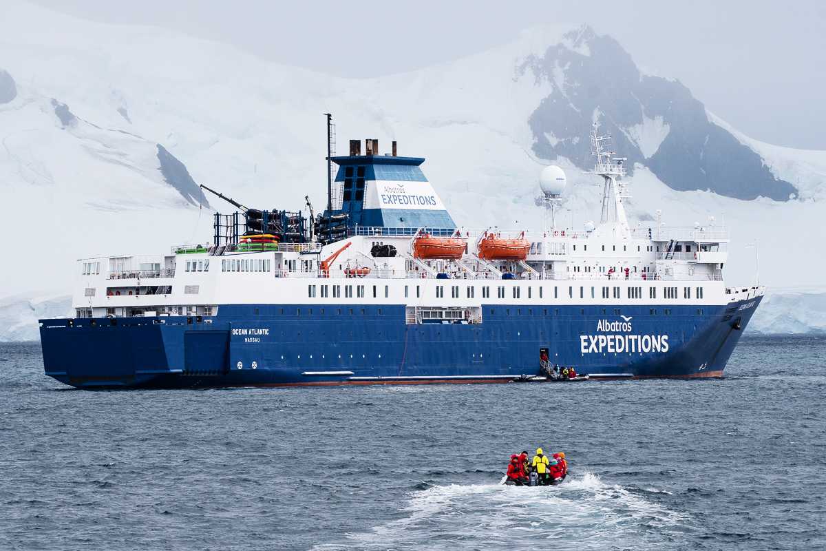 想去南极旅游，该如何选船？